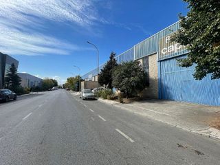 Nave industrial en venta en Maracena