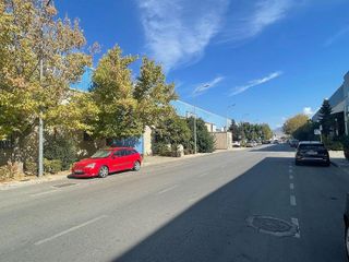 Nave industrial en venta en Maracena