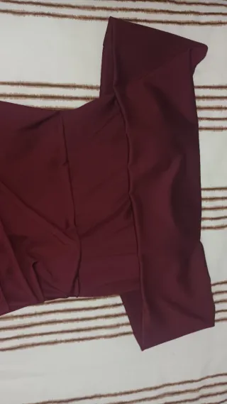 Vestido largo burdeos escote Bardot