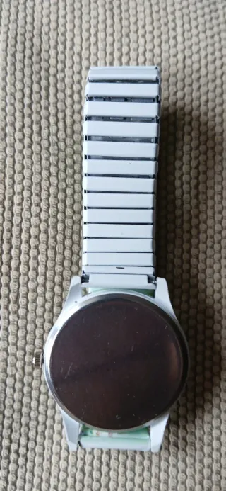 Reloj de chica con flores
