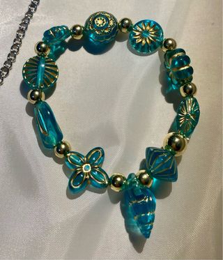 Conjunto artesanal collar, pulsera y pendientes