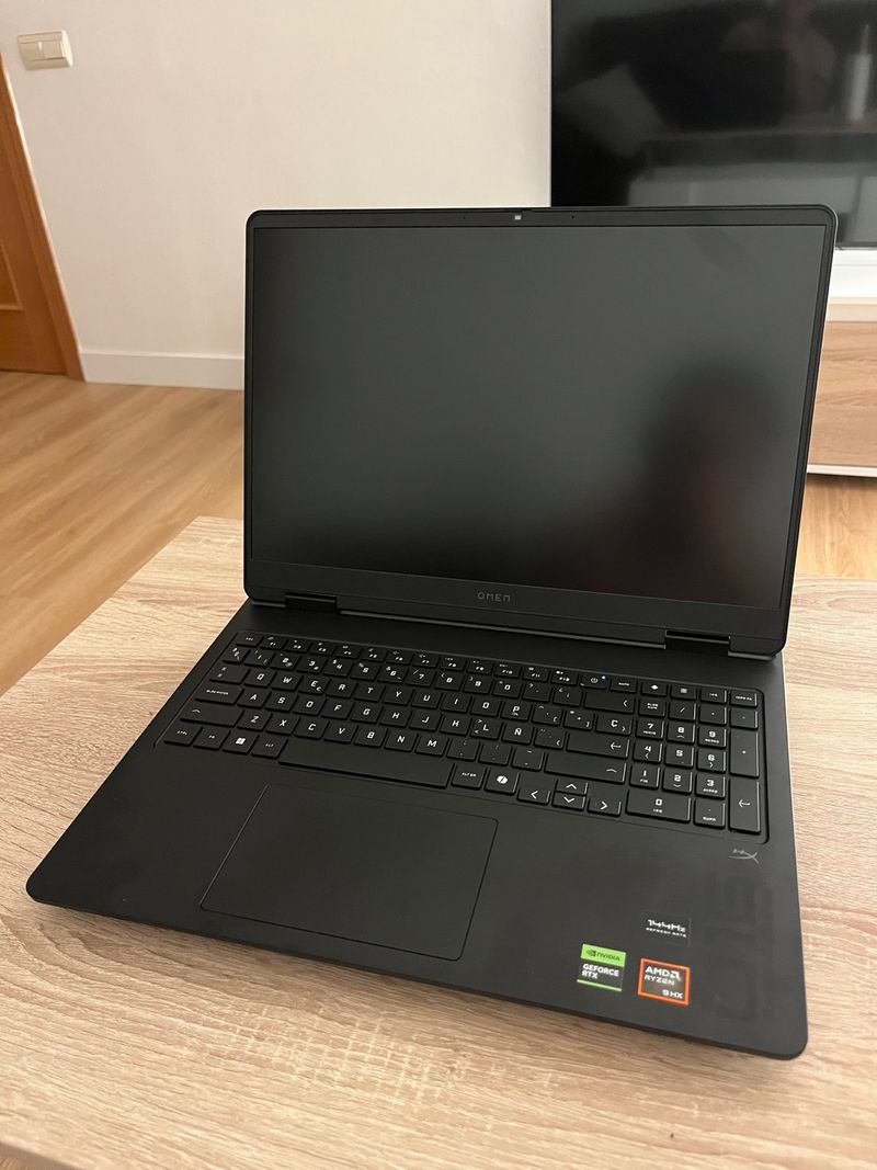 HP OMEN 16 Ryzen 9 32GB 1TB SSD RTX 5060