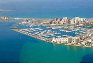 Alquilo punto de amarre puerto tomas maestre