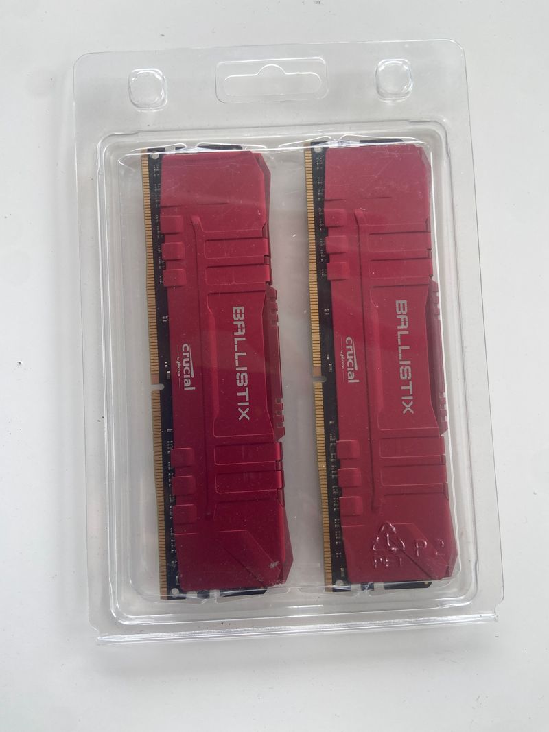16GB DDR4 RAM 3000MHz Ballistix Roja (2x8) afbeelding 2