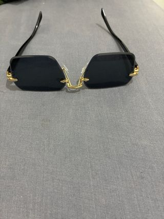 Gafas de sol negras