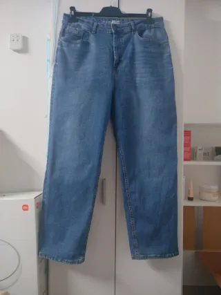 Pantalón vaquero azul talla 46
