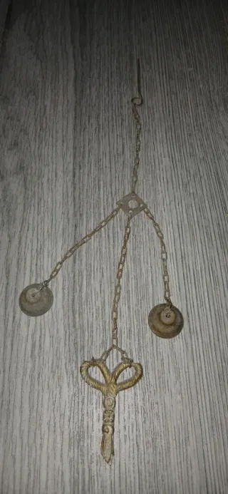 Lote de objetos decorativos de bronce y latón