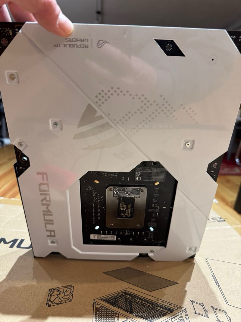 Placa Base ASUS Z690 ROG maximus SupremeFX formula afbeelding 2
