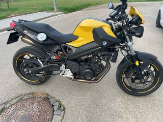 BMW F 800 R Negra y Amarilla