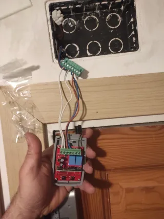 Riparazione di schede elettroniche per lavatrici, frigoriferi e altro