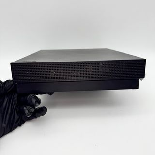 Xbox One X 1TB Console Nera Completa