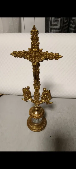 Cruz relicario sobremesa Neogótica
