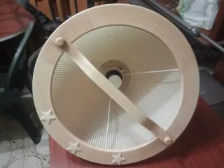 Lámpara vintage beige y blanca