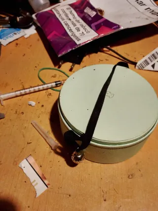 Reloj Tous Negro y Dorado