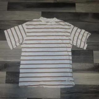 Camiseta Pull&Bear Rayas Marrón y Blanca