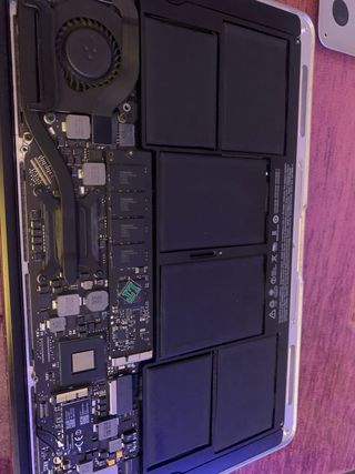 MacBook Air 2012 para piezas