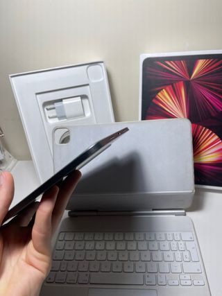 iPad Pro M1 128GB 3ª Gen + Magic Keyboard & Pencil