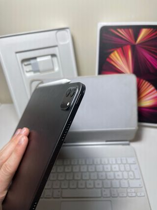 iPad Pro M1 128GB 3ª Gen + Magic Keyboard & Pencil