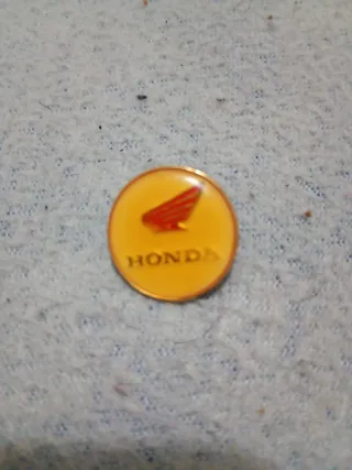 Lote 11 Pins Colección Variada