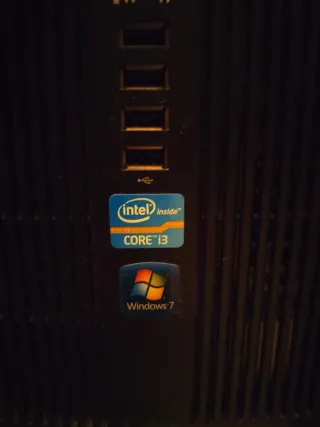 Ordenador de mesa HP completo