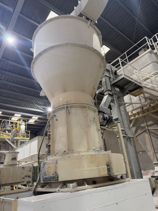 Vaciamos naves locales campas