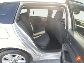 Volkswagen Golf Life 1.0 eTSI 81kW (110CV) DSG