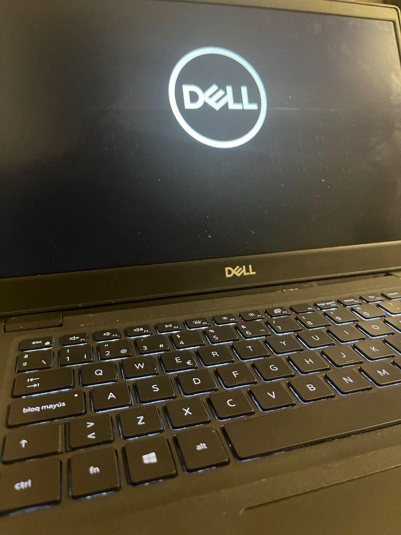 Dell Latitude 3410 i5 10ª Gen 8GB RAM afbeelding 3