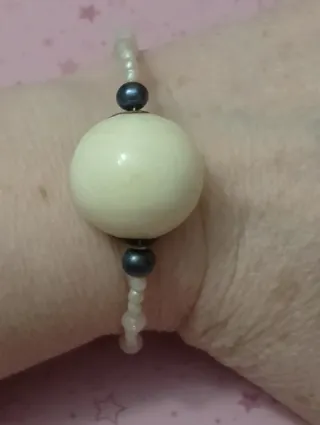 Bracciale antico e prezioso  perla beige