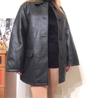 Chaqueta de piel Nueva (NO NEGOCIABLE)