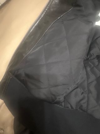 Cazadora de piel negra Stradivarius