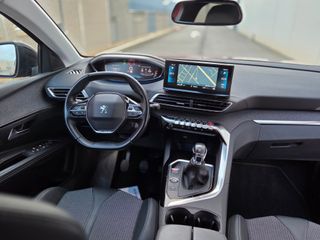 Peugeot 3008 2023