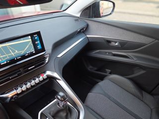 Peugeot 3008 2023