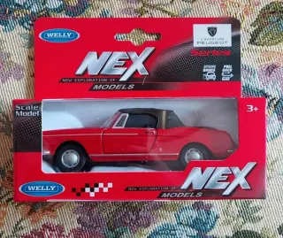 Modellino Welly Peugeot 404 Soft Top