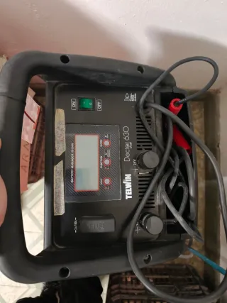 Arrancador/Cargador Batería Telwin Doctor 630