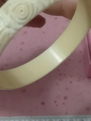 Bracciale antico intagliato floreale