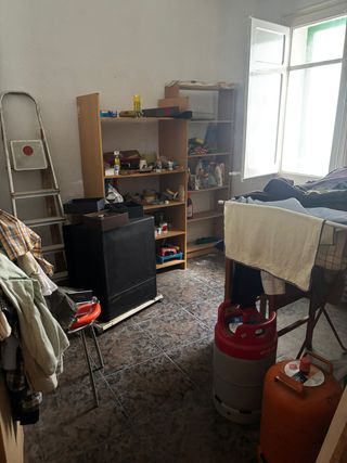 Retirada trastos pisos