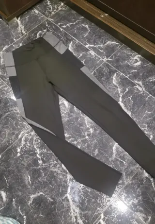 Mallas deportivas mujer verde y gris