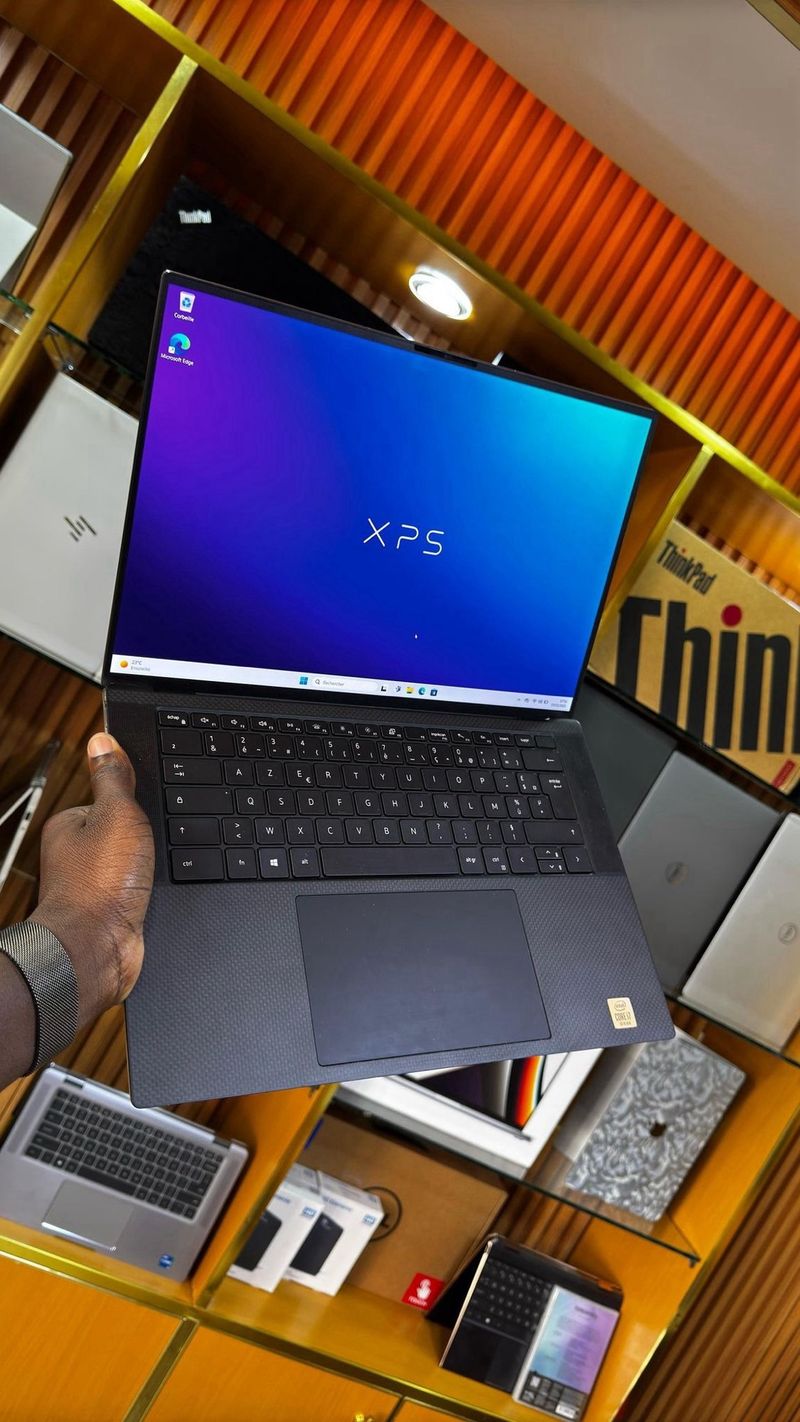 Dell XPS  15 16go de ram 512ssd GPU rxt 8go i7 afbeelding 3