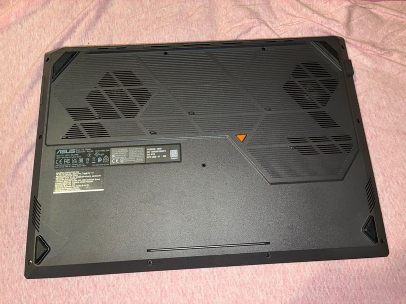 ASUS TUF Gaming FA808UM Ryzen 7 RTX 5060 afbeelding 7
