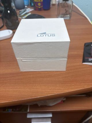 Reloj Lotus Negro y Plateado Modelo15331 original