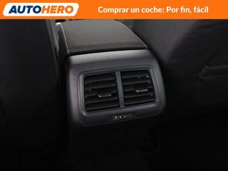 Volkswagen Golf 1.6 TDI Sport by R-Line BlueMotion