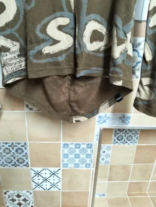 Jersey Desigual Negro y Rojo