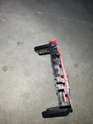 Caja fusibles batería BMW 6942912-08