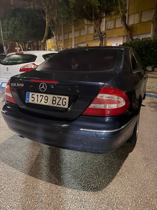 Mercedes-Benz  CLK 320 2002