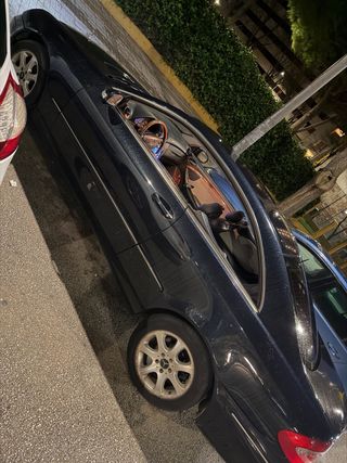 Mercedes-Benz  CLK 320 2002