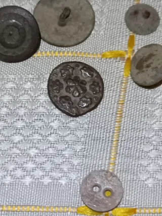 Lote Botones Antiguos Militares