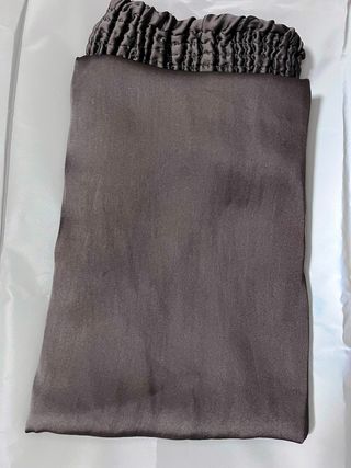 Pantalón ancho Zara negro Talla M + Top cadenas