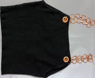 Pantalón ancho Zara negro Talla M + Top cadenas