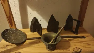 Lote Planchas Antiguas y Mortero