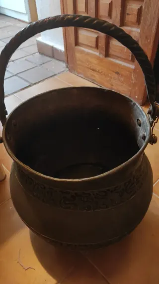 Juego de 2 cazuelas de cobre antiguas